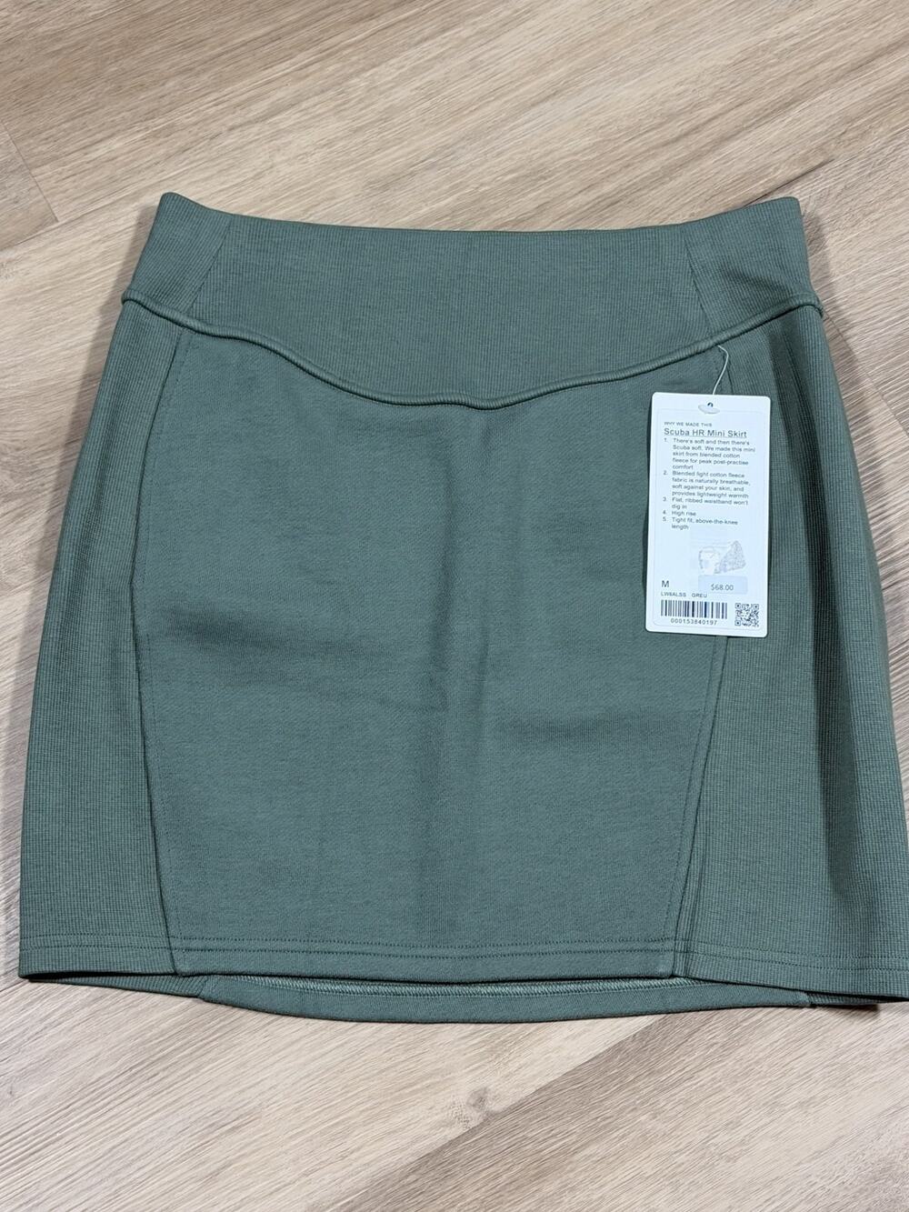 NWT Lululemon Scuba HR Mini Skirt Grey Eucalyptus GREU LW8ALSS Size M Fleece